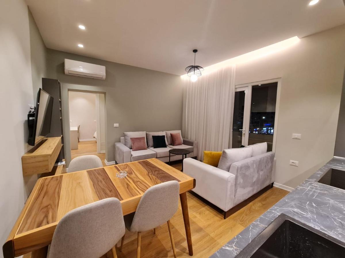 Adore - Modern Apartment Tirana Buitenkant foto