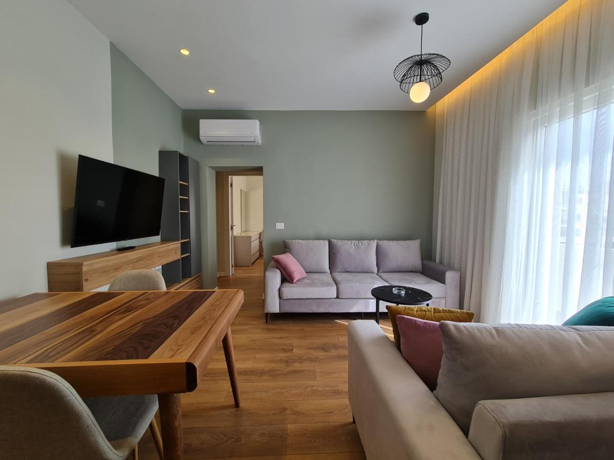 Adore - Modern Apartment Tirana Buitenkant foto