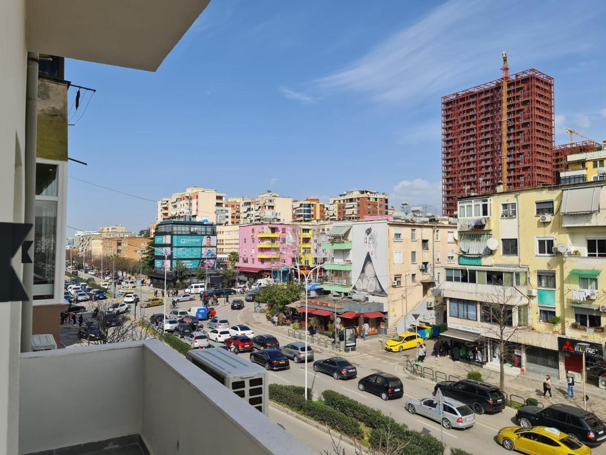 Adore - Modern Apartment Tirana Buitenkant foto